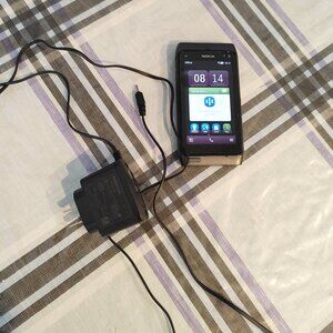 Nokia N Series N8-00 - 16GB Original 5 Color 12 MP Unlocked Smartphone